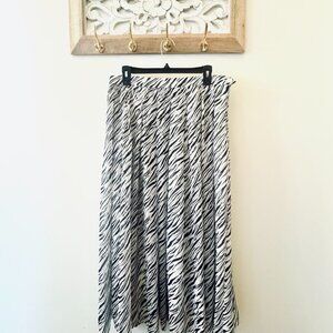 Animal Print Pleated Lined Black Midi Maxi Skirt